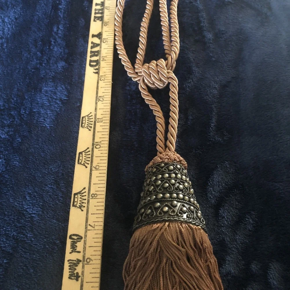 Vienna Trimmings Brown Curtain Rope Tieback w/ 6.75